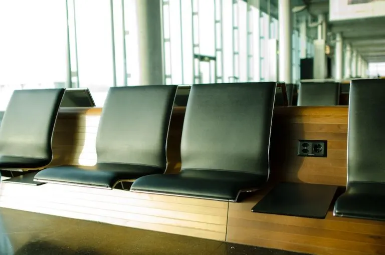 The international departure gates are located downstairs at DAD airport