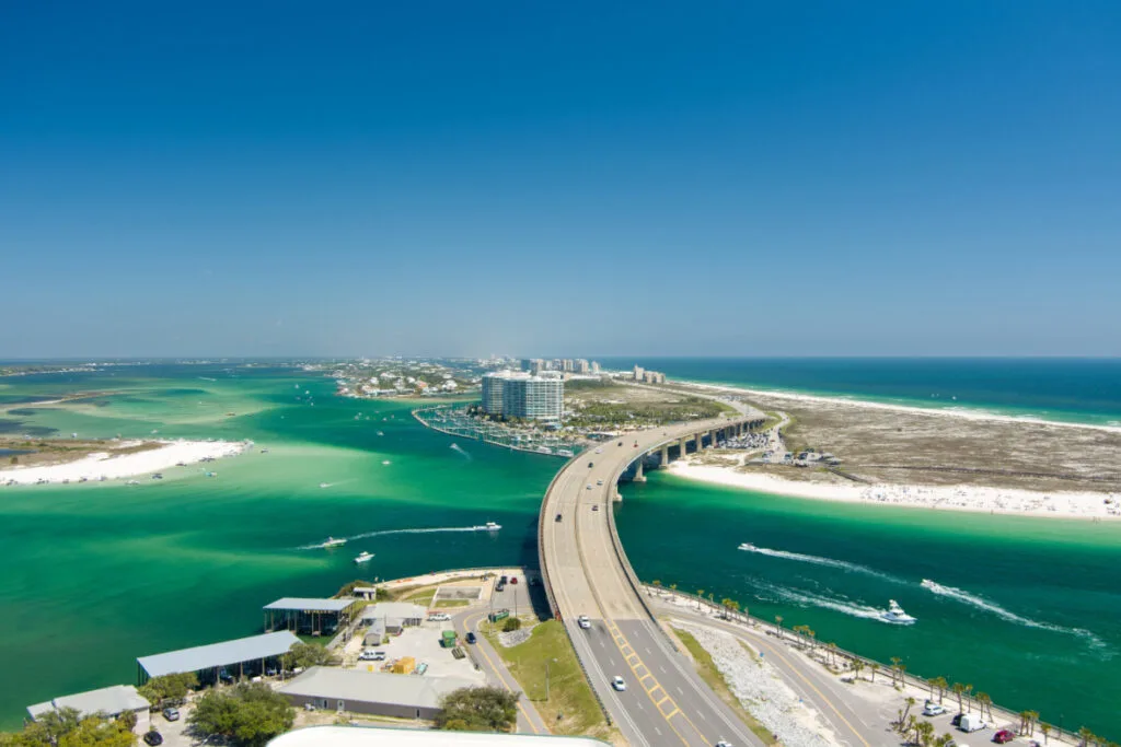 Low-Cost Airline Launches New Routes To Sun-Soaked U.S. Cities