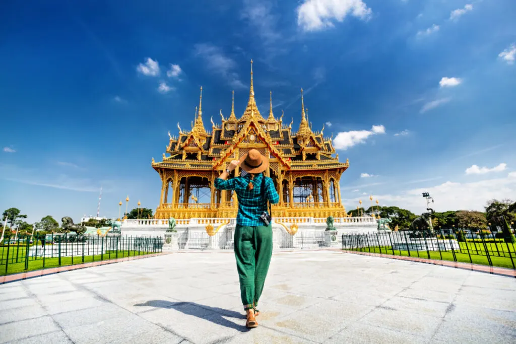 September Is The Cheapest Month For Americans To Fly To These 5 Incredible Destinations