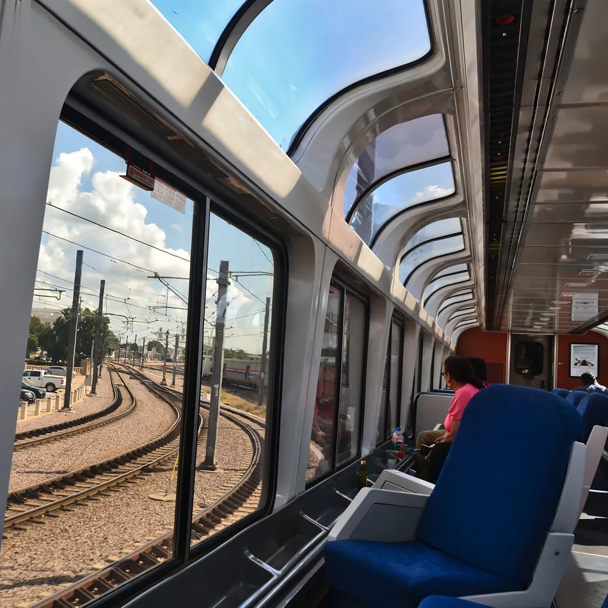 Texas Eagle train seating