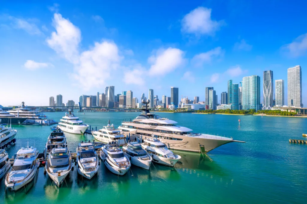 These Are The 5 Most Popular U.S. Destinations  For July According To American Airlines
