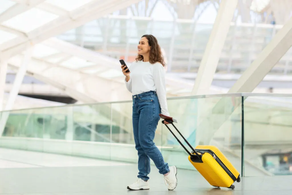 Travel Alert Americans Now Eligible For Cash Refunds Amid New Flight Delay Rules